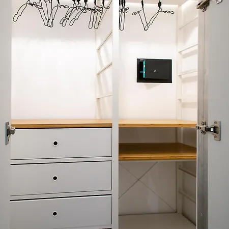 Urban 29 - Modern - *