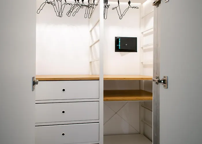 Urban 29 - Modern - *