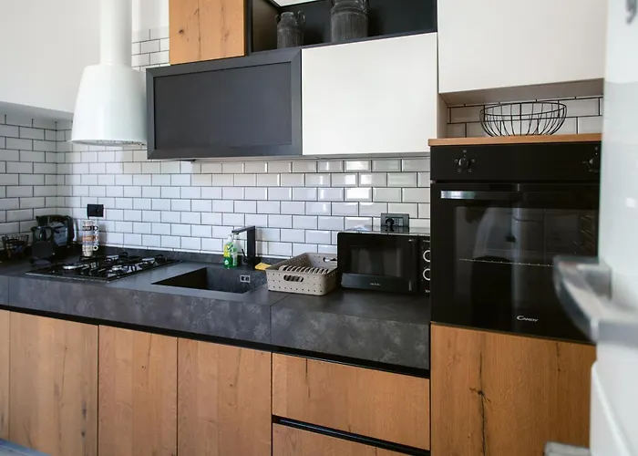 Urban 29 - Modern - *